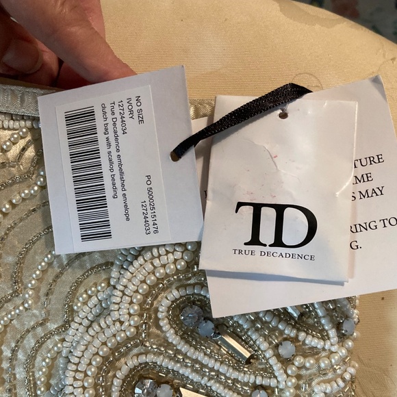 True Decadence Evening Clutch with Pearls and Gold Accented Beads - NWT - Picture 2 of 4